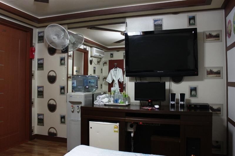 Picasso Motel Jongno Seúl Habitación foto